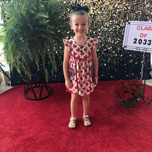 Meet your Posher, Shelly - Picture 9 of 11